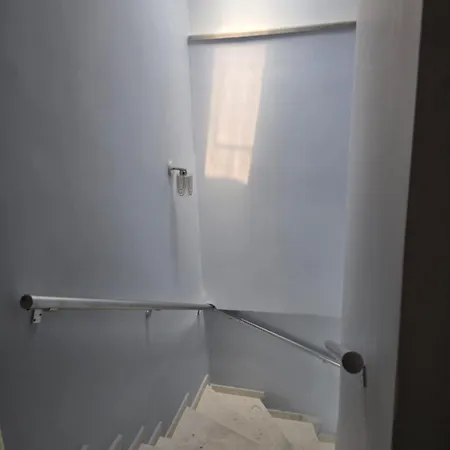 Triad 山林小屋 *