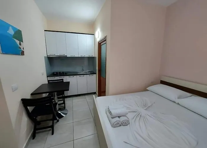 Деревянный коттедж Triad Влёра