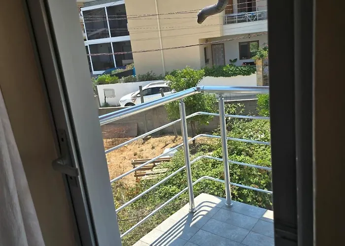 Triad Деревянный коттедж Влёра